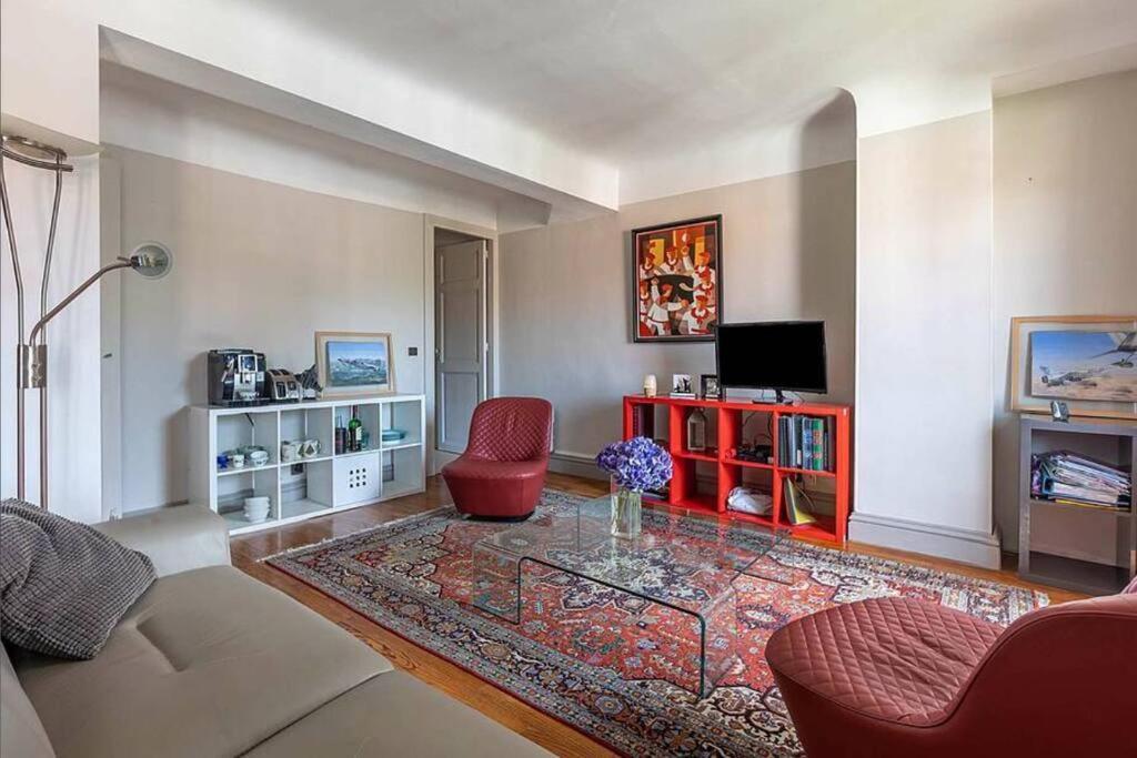 شقة Exceptionnel 3 Pieces Art Deco En Dernier Etage Avec Garage Prive Centre بياريتز المظهر الخارجي الصورة